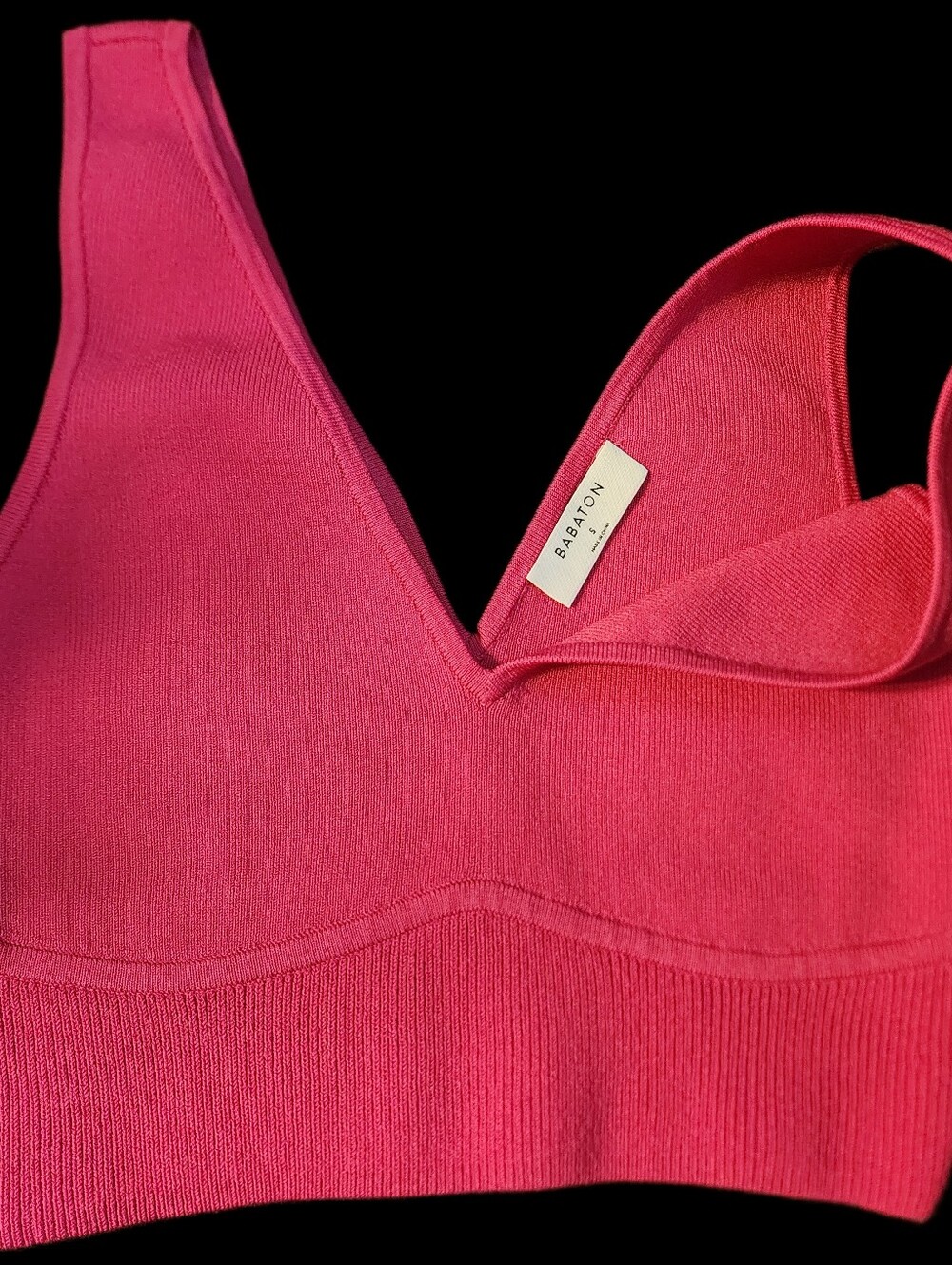 ARITZIA BABATON DEEP DOUBLE V RIBBED CROPPED TANK SIZE S NWOT